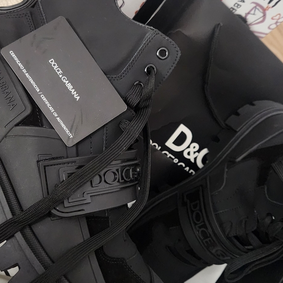 Dolce & Gabbana Men's Black Boots - Picture 2 of 4